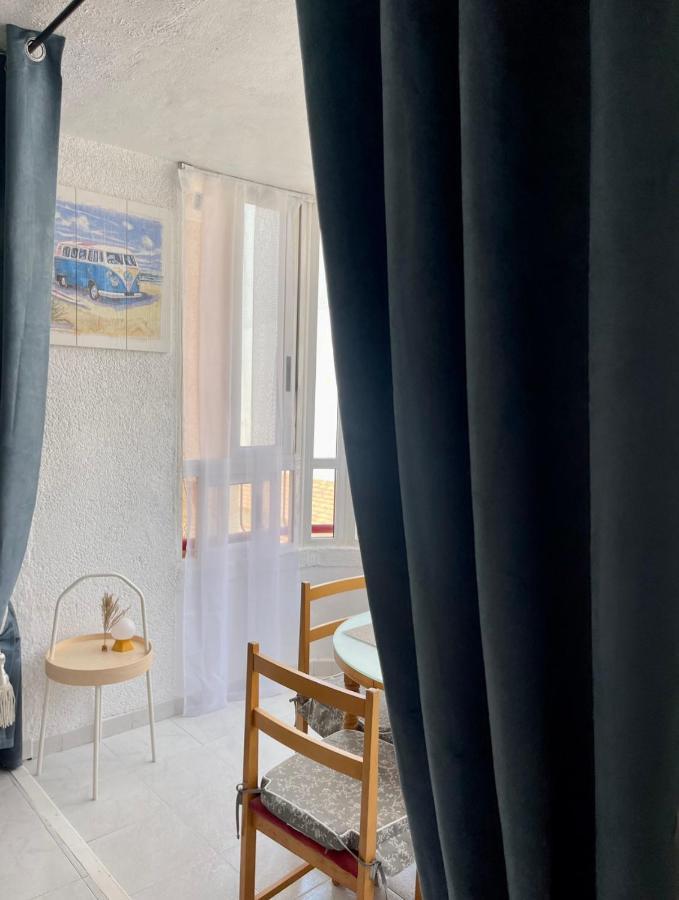 Studio Flat 150M Away From Beach ตอร์เรเวียคา ภายนอก รูปภาพ